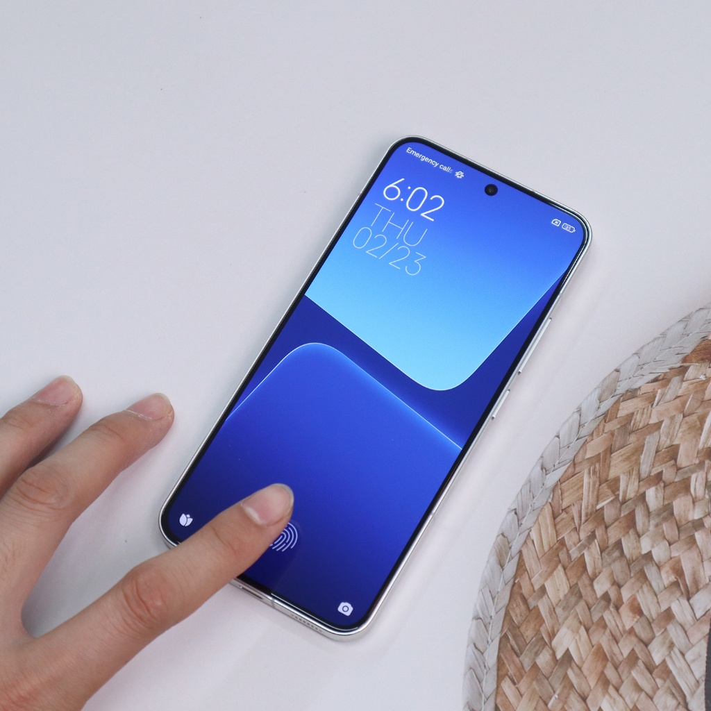 Điện Thoại Xiaomi 13  - Snapdragon 8 Gen 2 - Màn AMOLED 120HZ