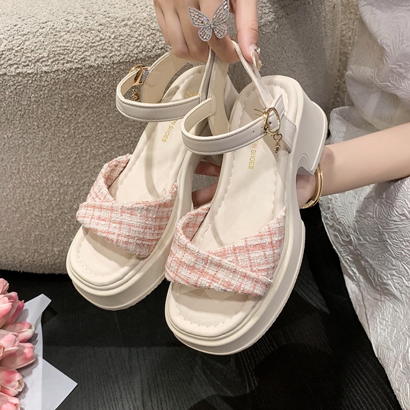 Xăng đan Đế Mềm Nhẹ Không Trượt Thời Trang Mùa Hè Cho Nữ