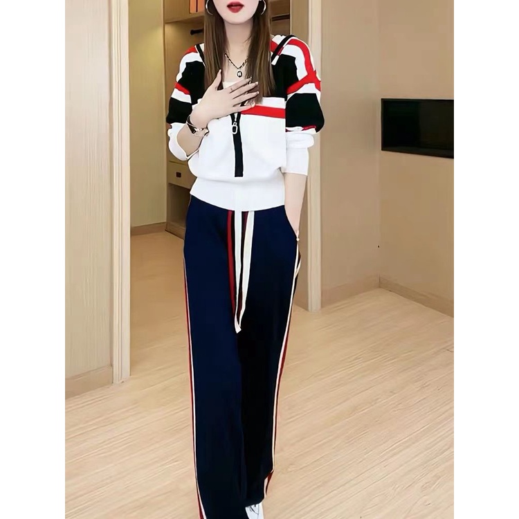 Bộ Đồ Thể Thao Hai Mảnh Áo Khoác cardigan Có Khóa Kéo Và Quần Dài Thời Trang Cao Cấp Mùa Thu Đông Dành Cho Bạn Nữ