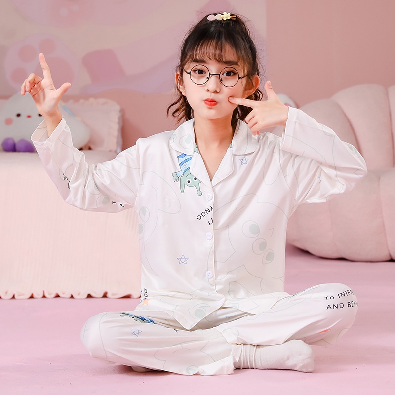Bộ Đồ Ngủ Dài Tay Họa Tiết Hoạt Hình Xinh Xắn Theo Phong Cách Xuân Thu Dành Cho Bé 105-150cm