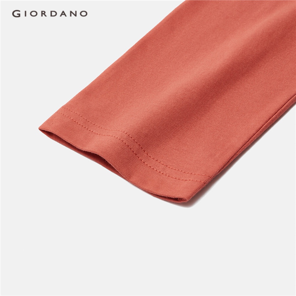 Áo thun nam T-shirt cổ tròn dài tay chất cotton thuận in chủ đề Giáng Sinh giữ ấm thu đông Giordano 13091794