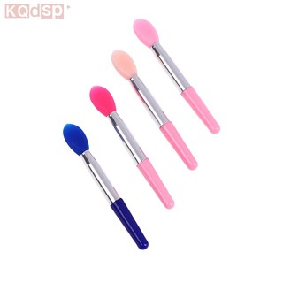 1 Cọ Tô Son Dưỡng Môi Bằng Silicon Mềm Đẹp Mắt