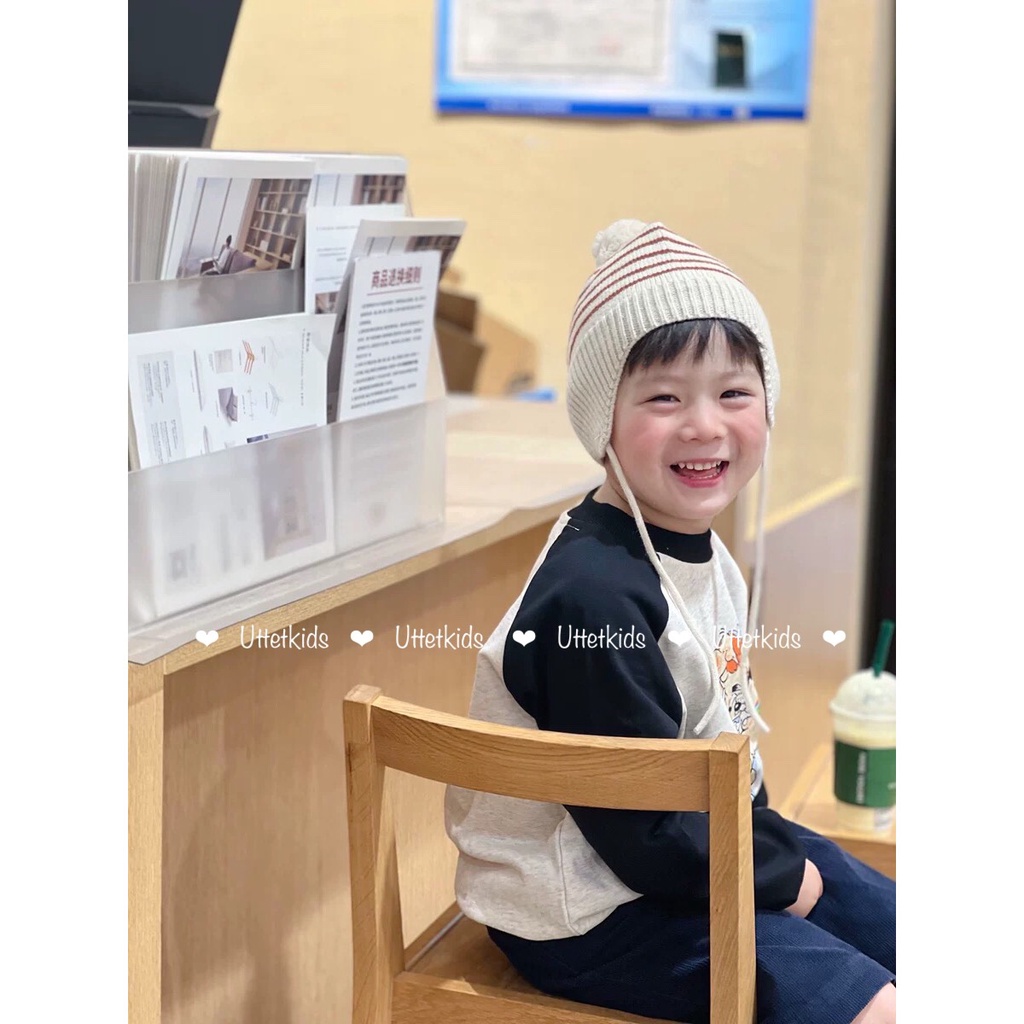 MŨ LEN SỌC CÓ DÂY PHONG CÁCH HÀN QUỐC CHO BÉ GÁI VÀ BÉ TRAI RẤT ĐẸP