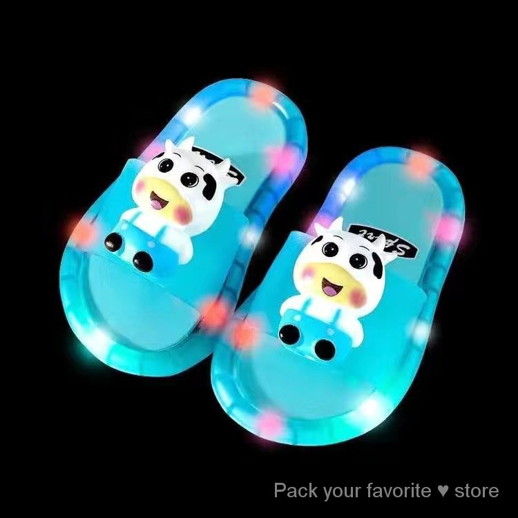 Dép Sandal Dạ Quang In Họa Tiết Hoạt Hình Dễ Thương Thời Trang Mùa Hè Cho Mẹ Và Bé f1kt