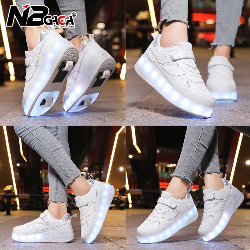 Giày Trượt Patin Có Đèn led 2 Bánh Xe Cho Bé
