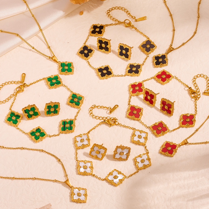 Bộ Trang Sức Vòng Cổ Vòng Tay Bông Tai Bằng Thép Titan Mạ Vàng 18K Sang Trọng Cổ Điển