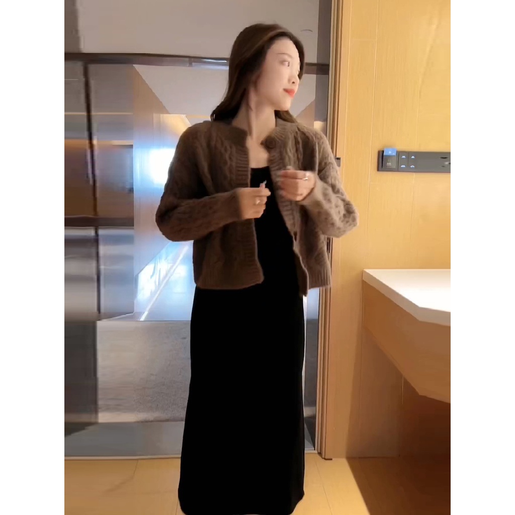 Bộ Áo cardigan Dệt Kim Tay Dài Màu Trơn Phối Chân Váy Cài Nút Thời Trang Mùa Thu 2023