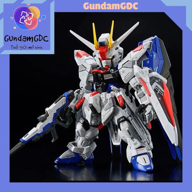 Mô Hình Lắp Ráp MG MASTER GRADE MGSD FREEDOM GUNDAM DB (Tặng Base) + Decal huỳnh quang phát sáng chi tiết