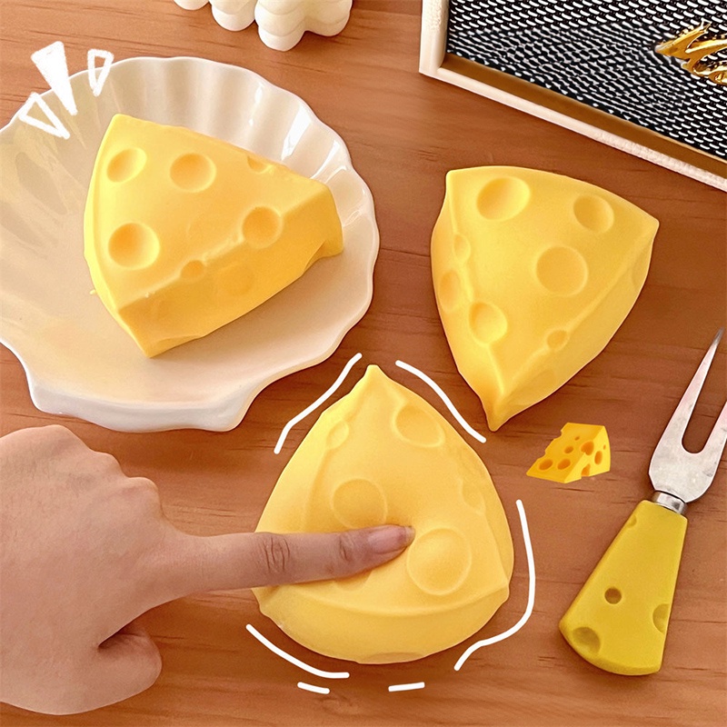 Đồ Chơi Xốp Squishy Giảm Stress Hình Miếng Phô Mai Dễ Thương Cho Bé