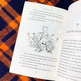 Sách - Cậu bé mặc váy (David Walliams) (Nhã Nam)