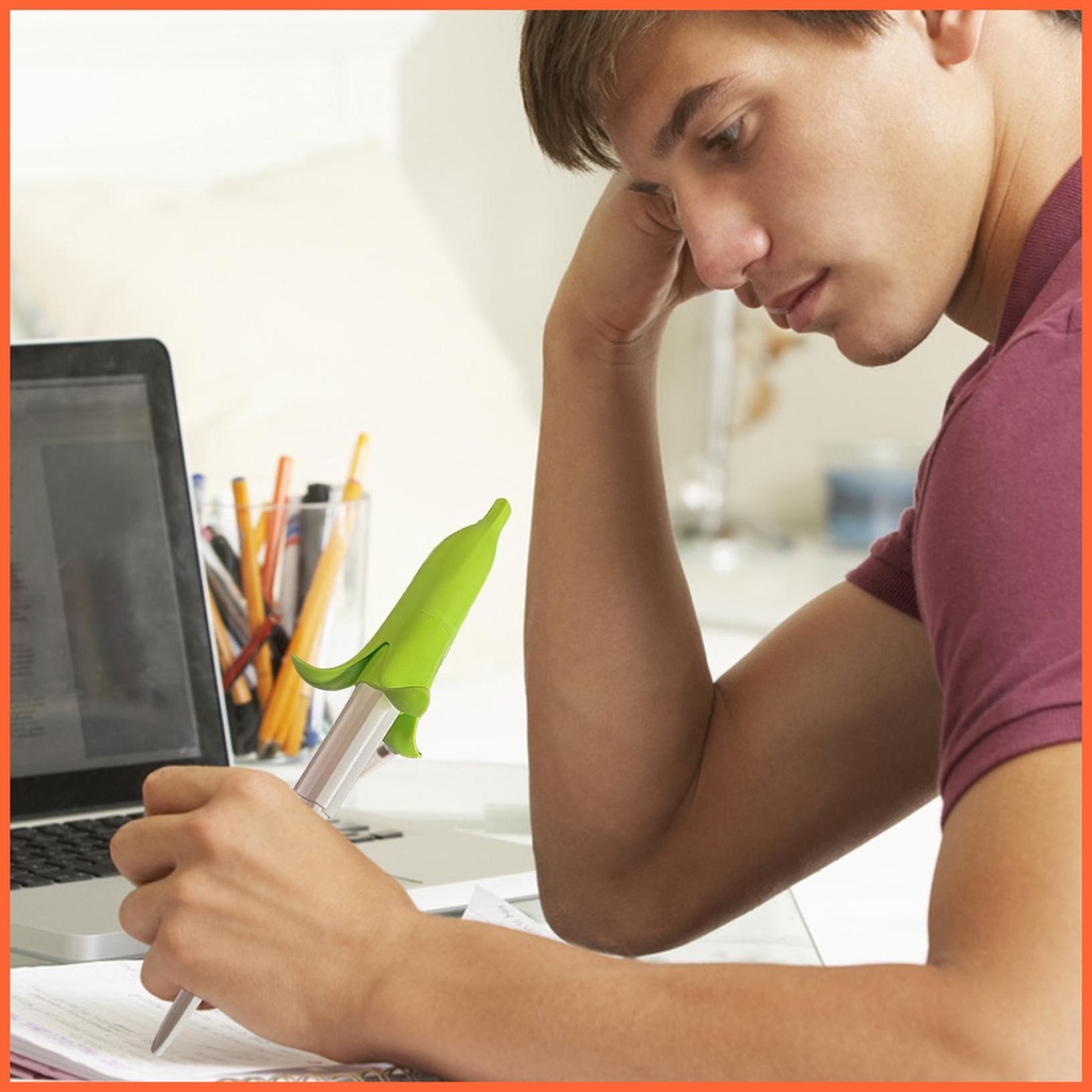 Đồ Chơi Kiếm Có Thể Thu Gọn Hình Quả Chuối Sáng Tạo