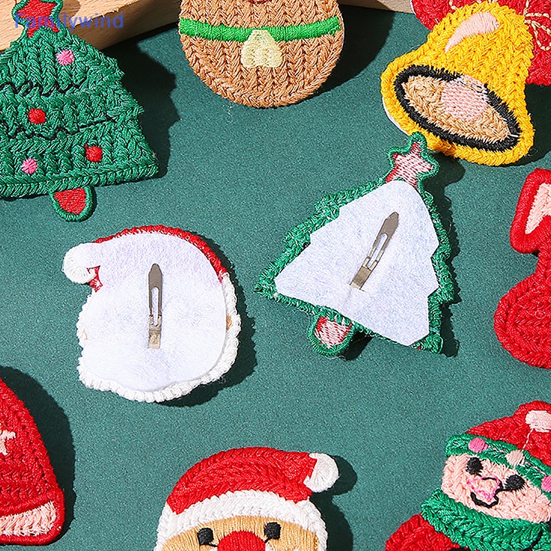 Set 2 Kẹp Tóc Hình Ông Già Noel Dễ Thương Cho Nữ