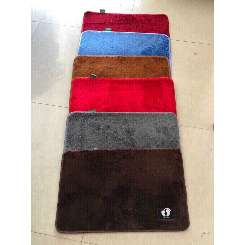 Thảm lau chân siêu mịn thấm hút tốt 40*60cm hình bàn chân