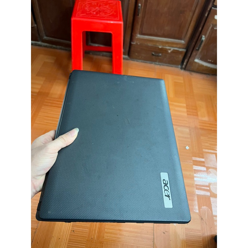 THAY VỎ LAPTOP ACER 4739 CŨ CÒN KHÁ ĐẸP