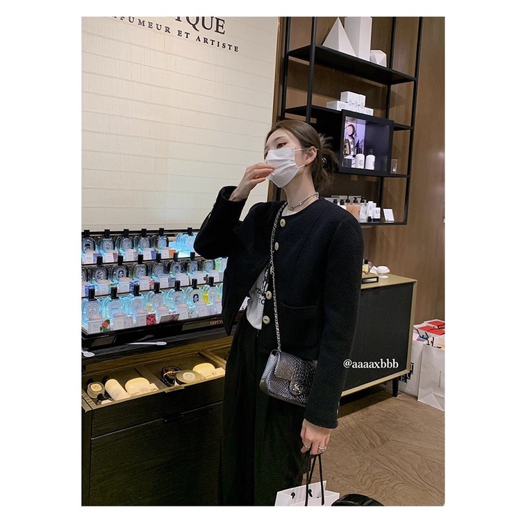 Áo Khoác Dệt Kim Ngắn Màu Trắng Phong Cách Mới Mùa Thu 2023 gv0h