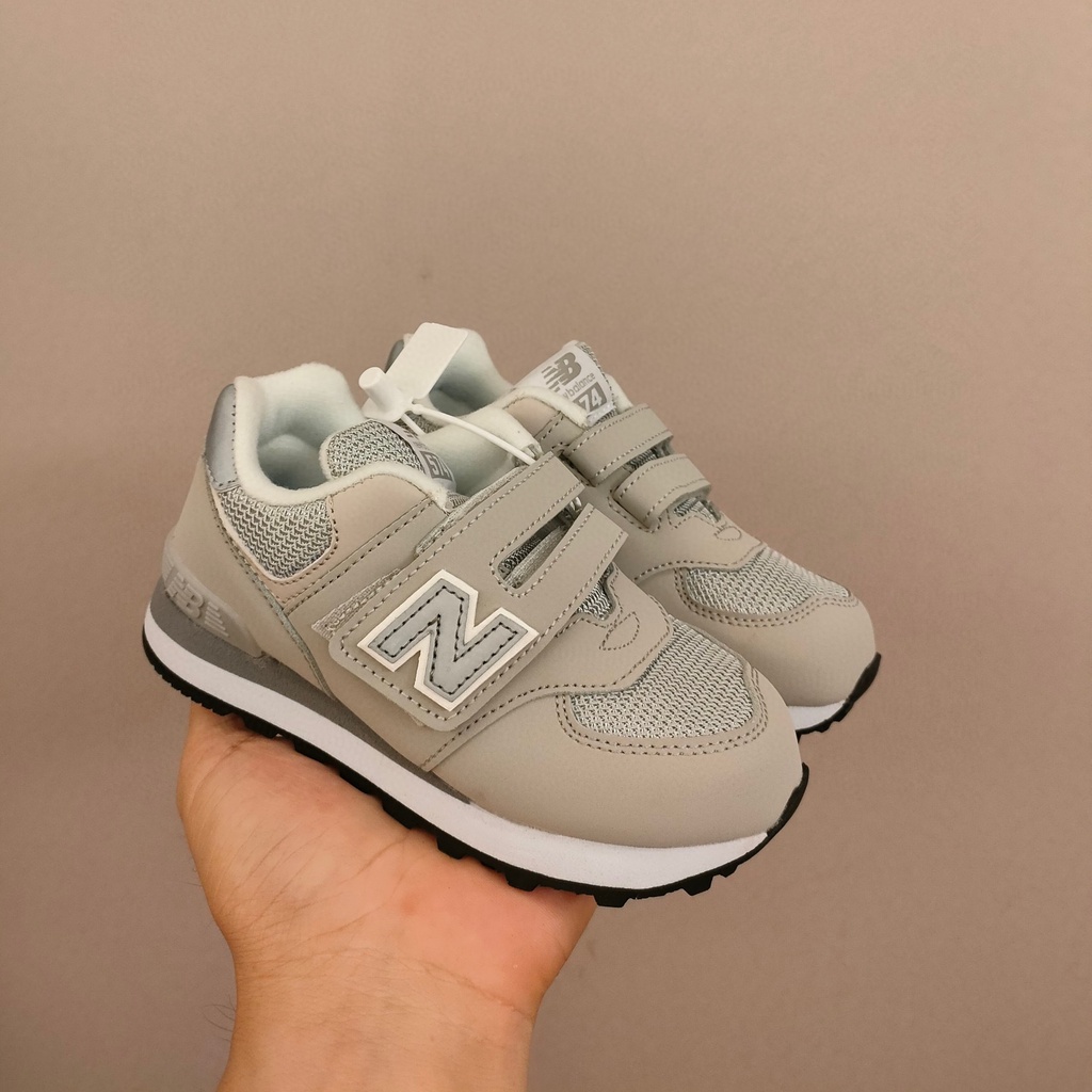 Mới new balance Giày Thể Thao Siêu Nhẹ Chống Trượt Thoải Mái Cho Bé