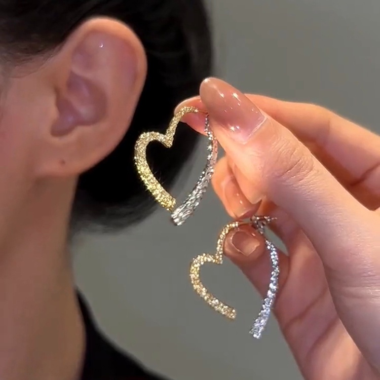 Khuyên Tai Tròn Lủng Lẳng Phong Cách Hàn Quốc