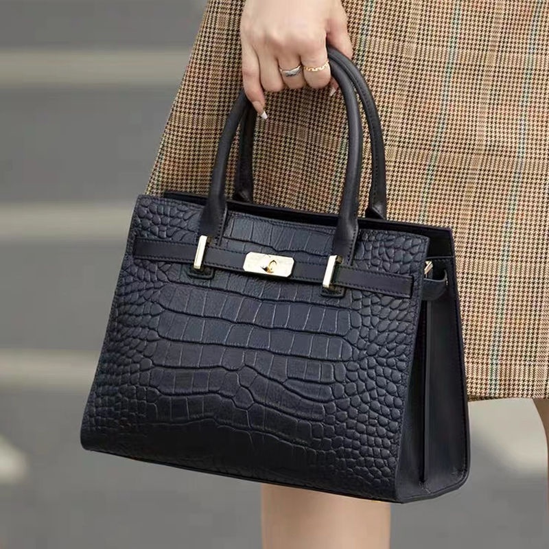 Túi Đeo Chéo Da Thật Phong Cách hong kong Thời Trang Mới 2023 Cho Nữ