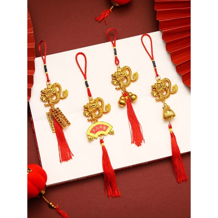 Mặt Dây Chuyền Hình Rồng Vàng Cho Năm Mới 2024