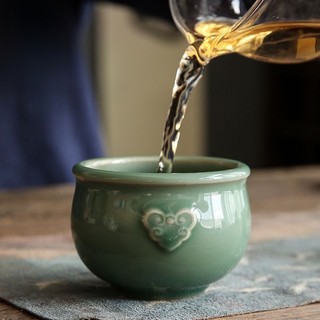 Celadon tách trà bằng gốm sứ có tay cầm hình trụ