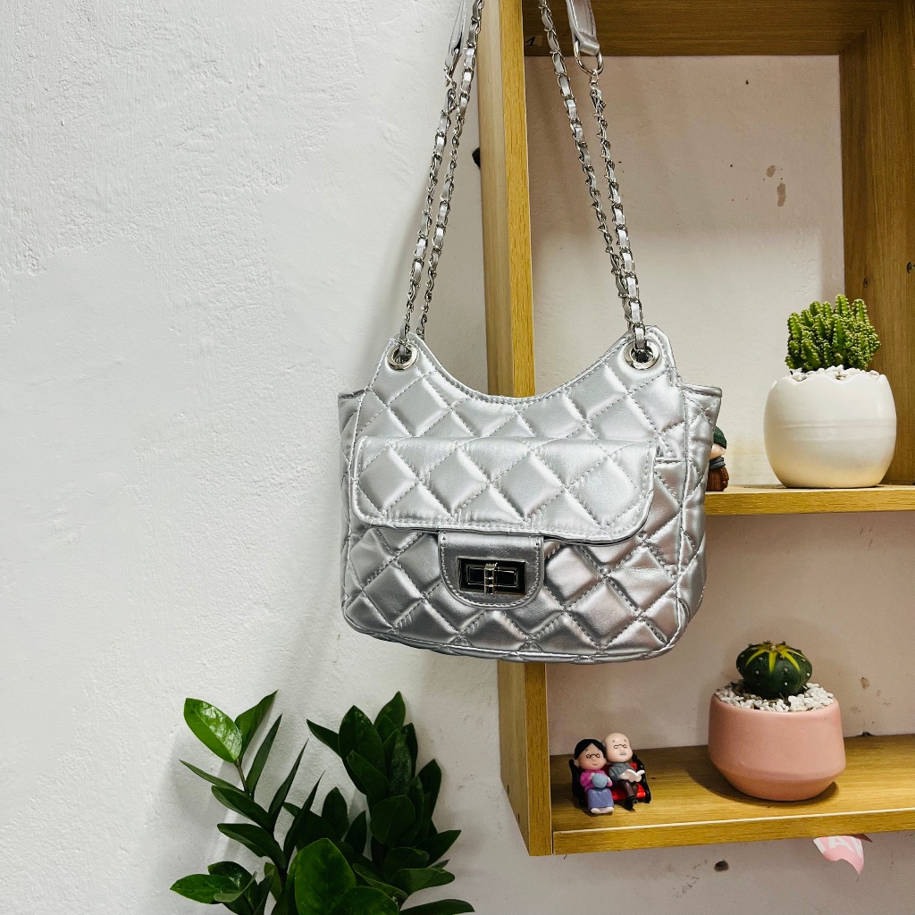 Túi xách nữ đeo vai đeo chéo khóa xoay trần chỉ da mềm hot trend 2023 mã PK 589.