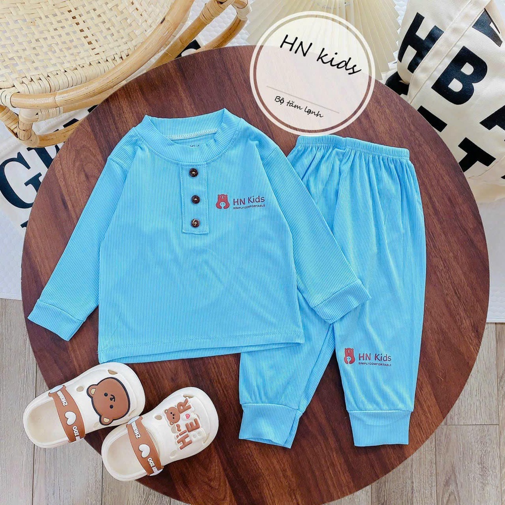 Bộ dài hnkids cổ trụ vải tăm tre cho bé trai, bé gái