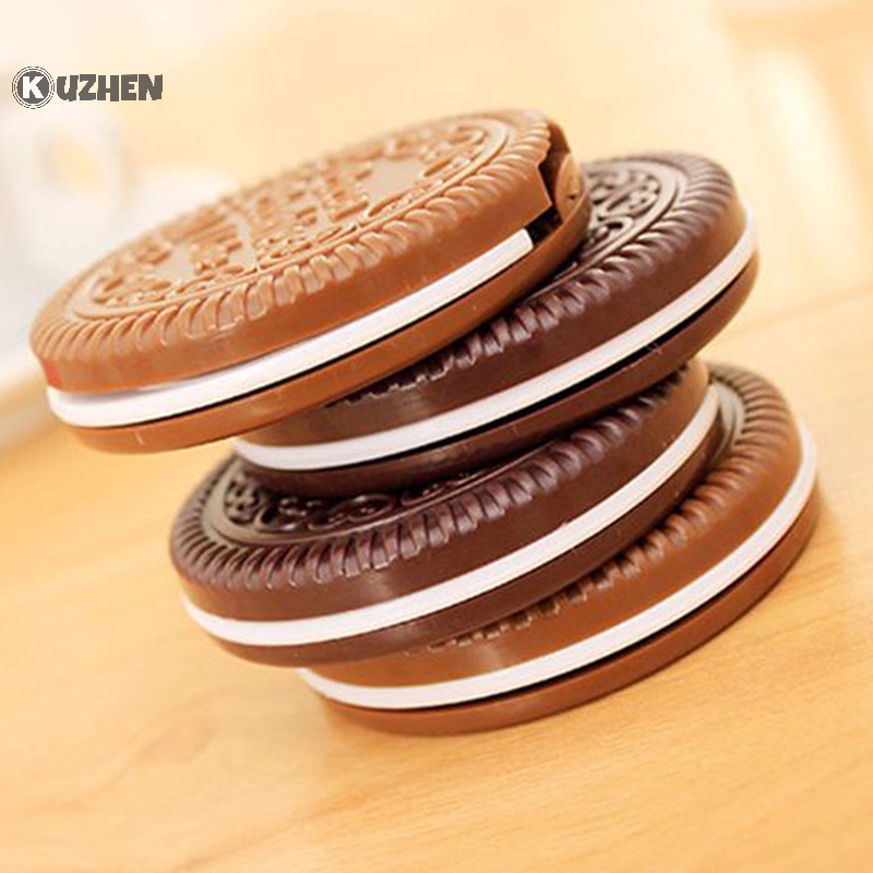 Kuzhen Gương Trang Điểm mini Bỏ Túi Kèm Lược Thiết Kế Hình Bánh Quy Sô Cô La Dễ Thương