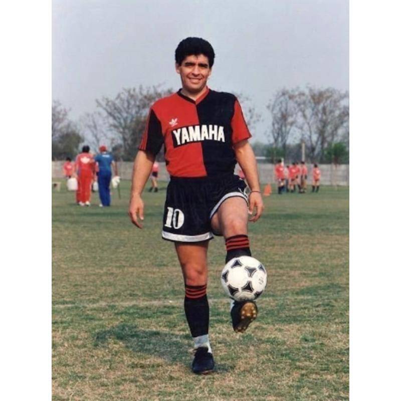 Áo Bóng Đá Phong Cách retro 1993 1994 Cho Bé Trai #10 Áo Đồng Phục Bóng Đá Ngắn Tay Màu Đỏ Đen Thời Trang