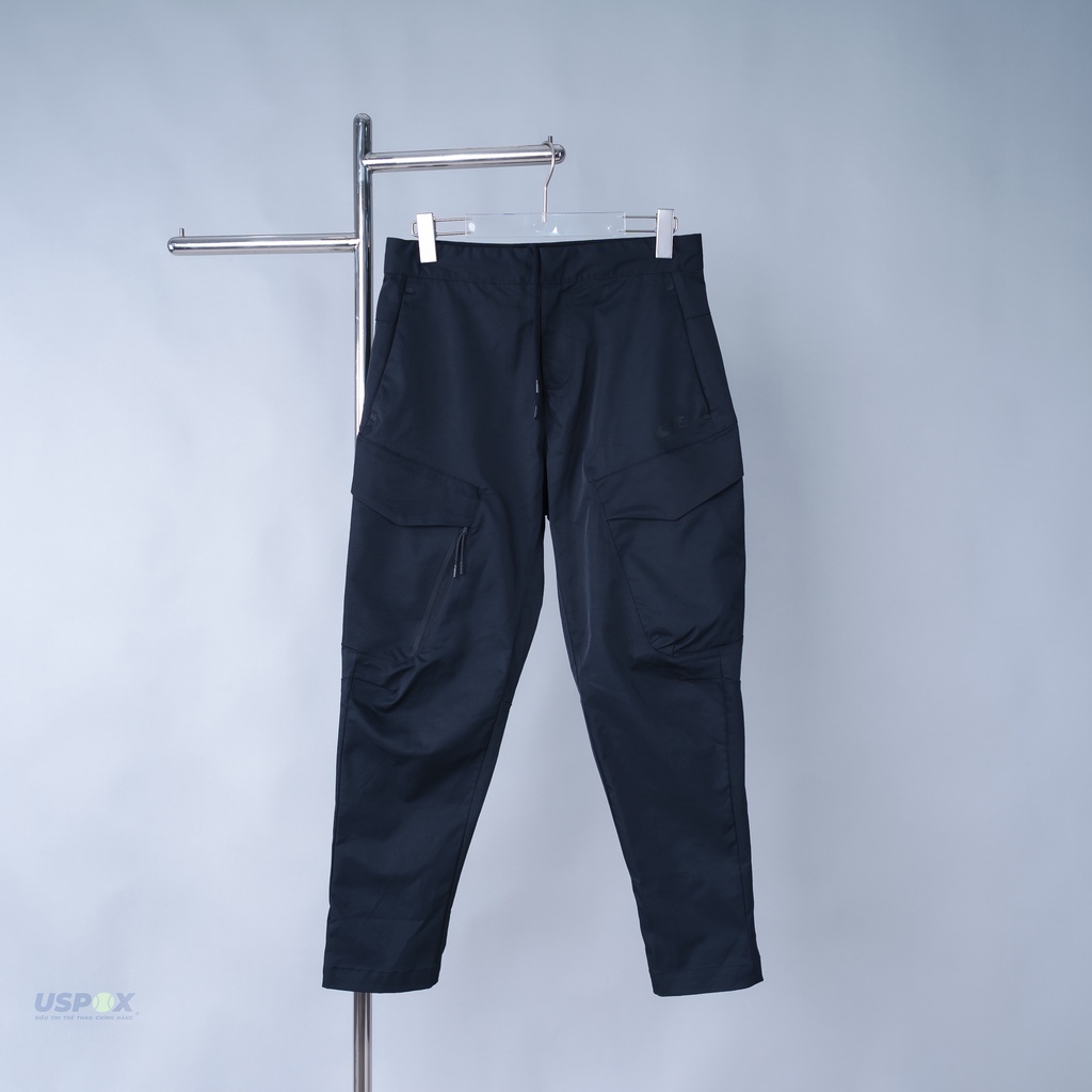 Quần NIKE SPORTSWEAR TECH ESSENTIALS Black