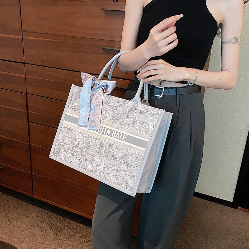 Túi tote Đeo Vai Sức Chứa Lớn Phong Cách Phương Tây Thời Trang Mùa Hè 2023 Cho Nữ