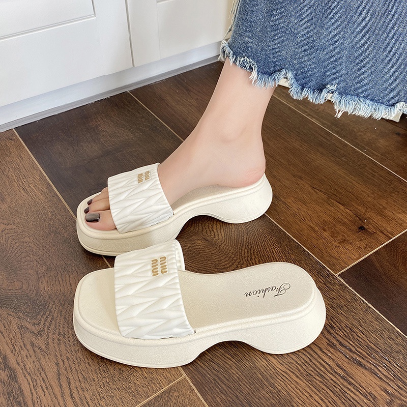Dép sandal đế dày chống trượt thời trang mùa hè mới 2024 cho nữ