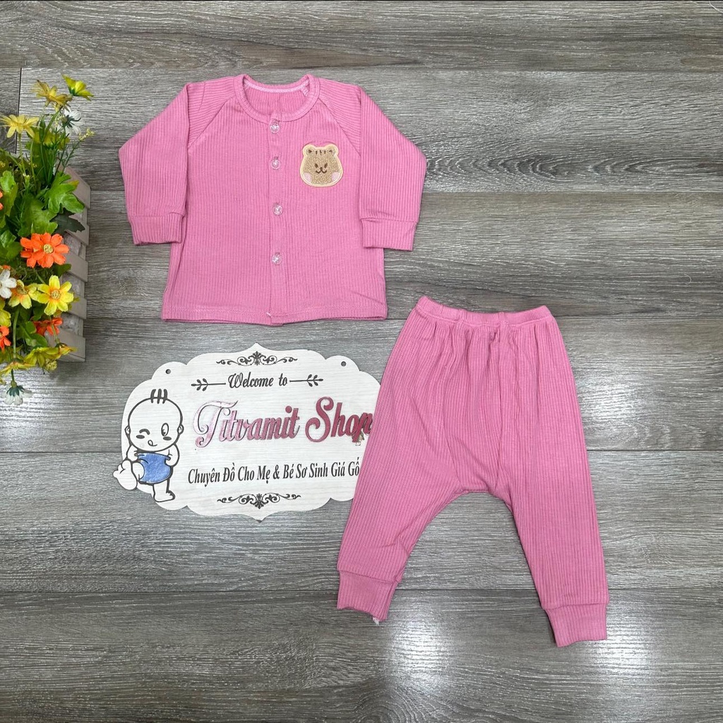 Bộ dài vải len tăm cúc giữa hình mèo cho bé mặc thu đông