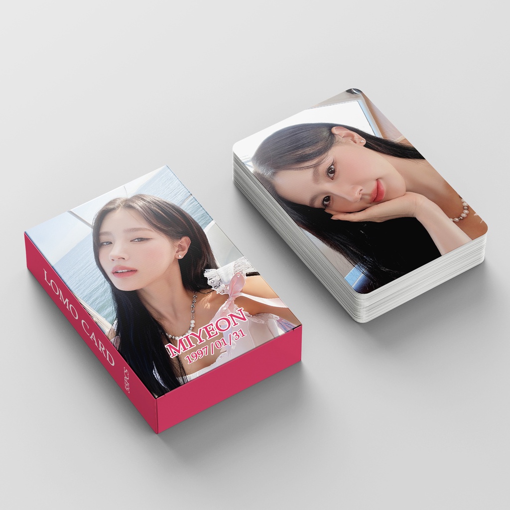 I-DLE I want that MIYEON Heat Photocard Lomo Card Postcard