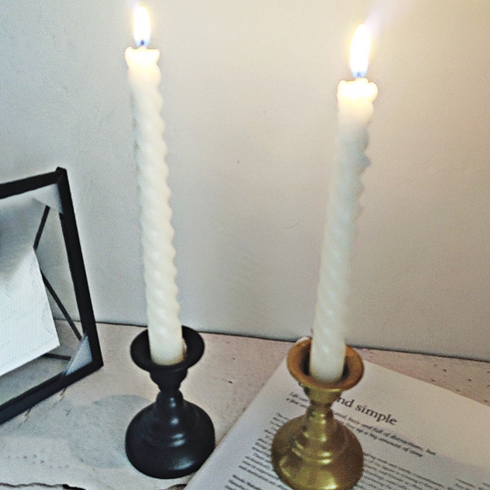 Chân Nến Bằng Kim Loại Màu Đen 7.6x5.6x4.3cm