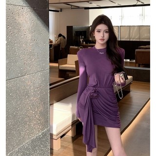 Đầm Tay Dài Thiết Kế Không Đồng Đều Thiết Kế Không Đồng Đều Xinh