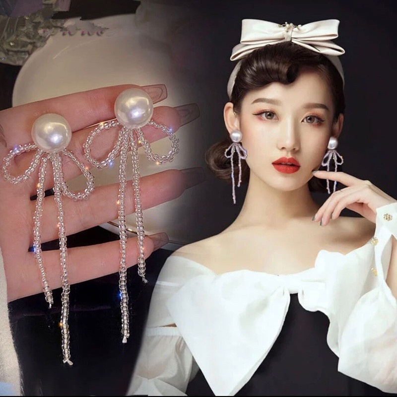 Deartiara Khuyên Tai Xỏ Hạt Ngọc Trai Hình Nơ Phối Tua Rua Thiết Kế Độc Đáo Phong Cách vintage Cho Nữ