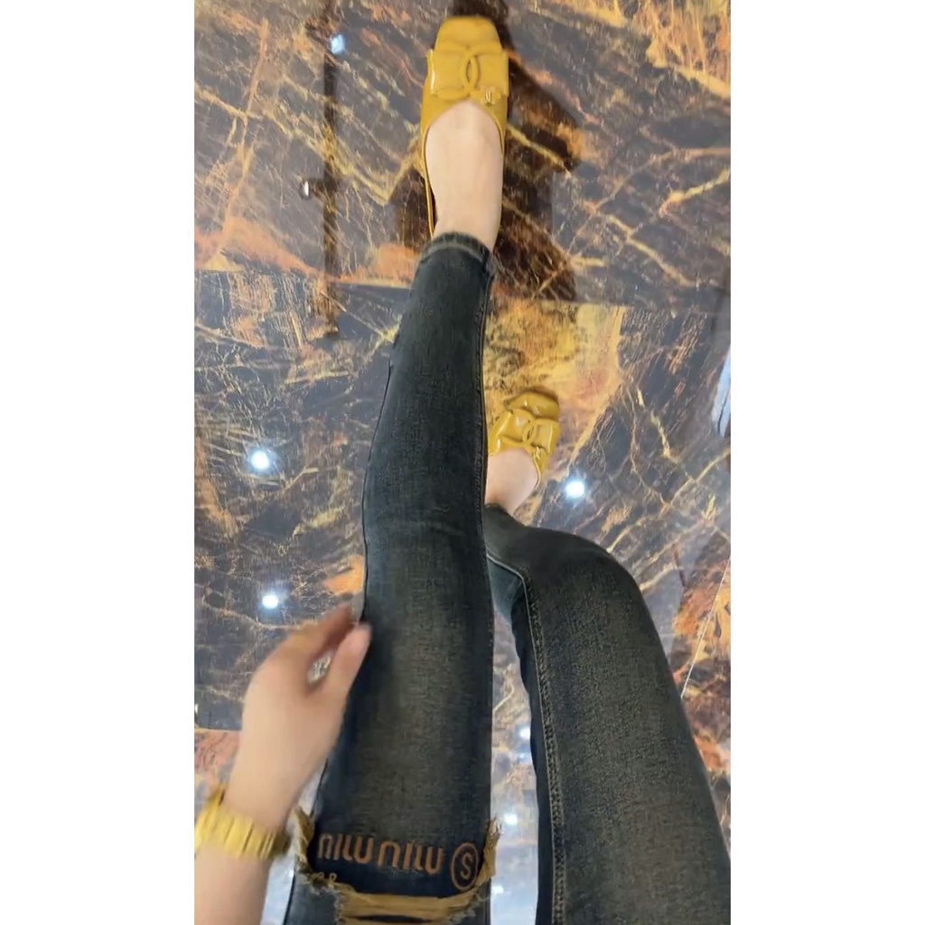 Hàng Châu Âu Mùa Thu 2023 Quần Jean skinny Mỏng Ôm Mắt Cá Chân Dễ Phối Đồ Màu Sắc Nhìn Thấy Phong Cách Mới Mùa Thu Cho Nữ