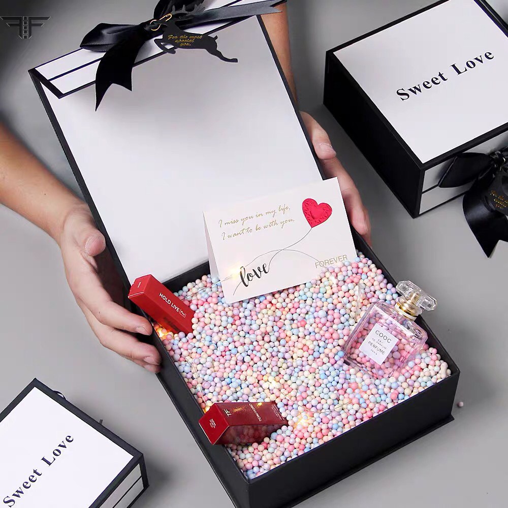 Quà tặng Sinh Nhật |Set Quà tặng nắp đóng nam châm cực sang, Valentine Sweet Love,