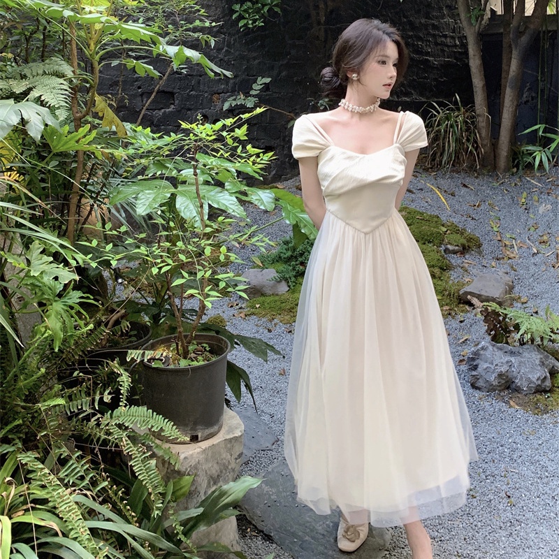 Đầm Hai Dây Dáng Ôm Thời Trang Mùa Hè Hàng Mới Dành Cho Bạn Nữ