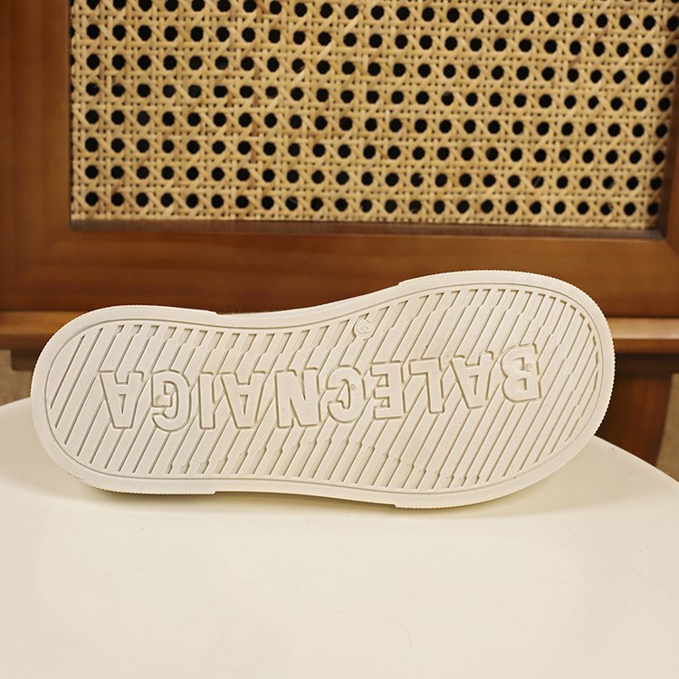 Giày Thể Thao Vải canvas Đế Mềm Dày Thoáng Khí Thời Trang 2023 Cho Nữ