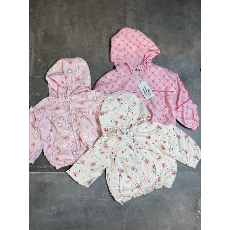 Áo khoác gió cho bé gái QCCC 2301