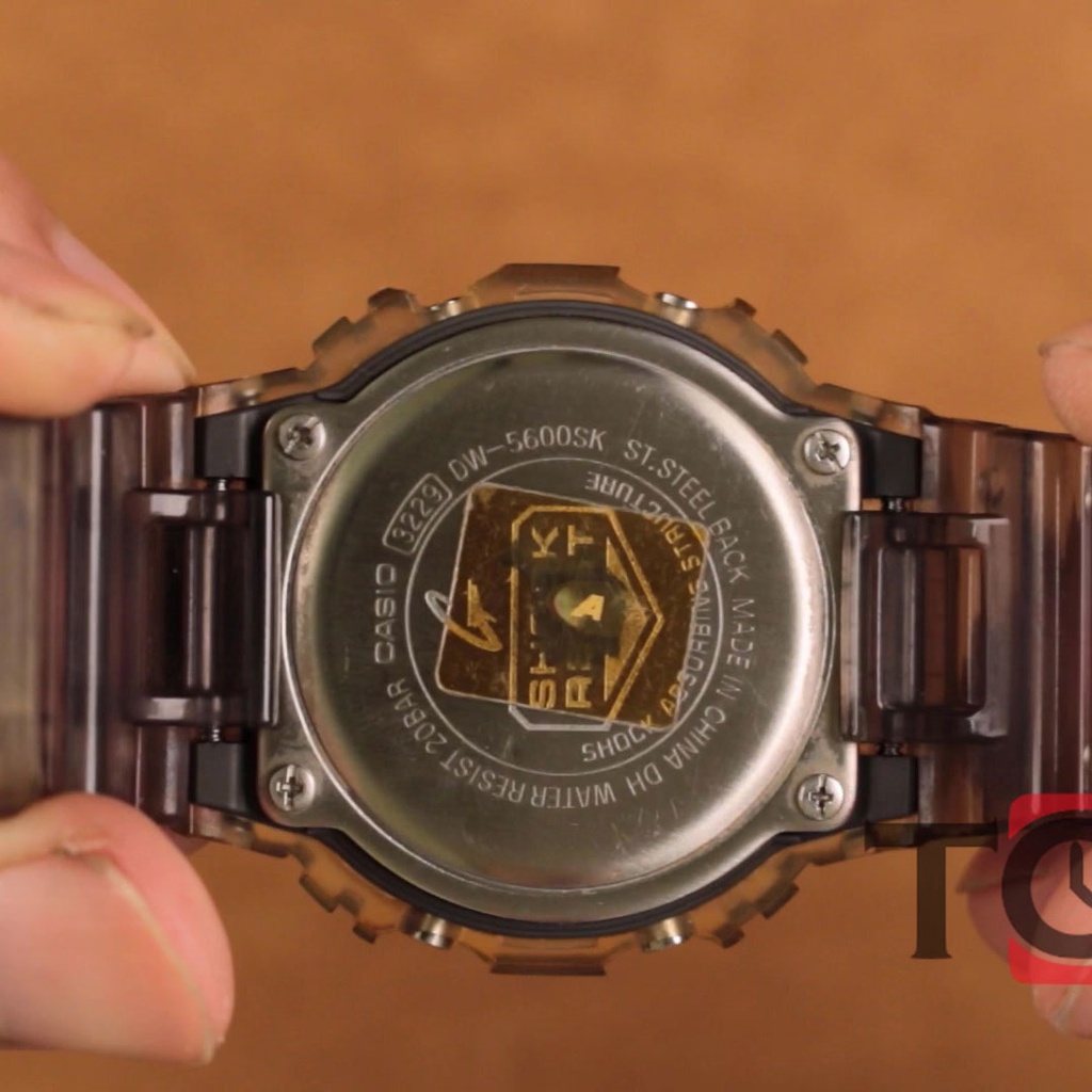 Đồng hồ casio G-shock DW-5600SK-1 đã qua sử dụng