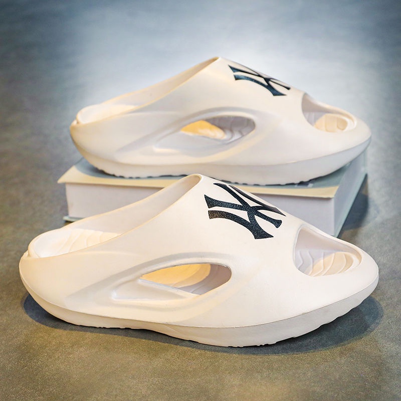 Dép Sandal Chống Trượt Thời Trang Mùa Hè 2023 Phong Cách Mới Cho Nam