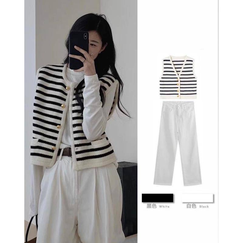 SET  áo gile sọc đen trắng và quần jeans suông màu trắng QC
