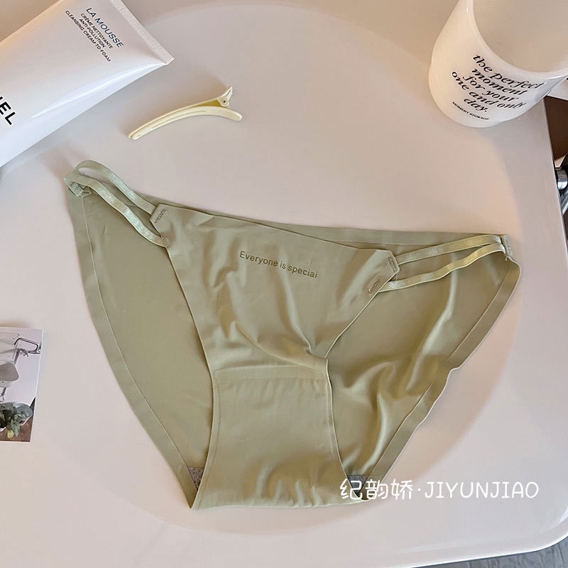 Quần Lót Lụa Lạnh Không Đường May Lưng Thấp Xẻ Tà Cao Đơn Giản Quyến Rũ Nhật Bản Cho Nữ