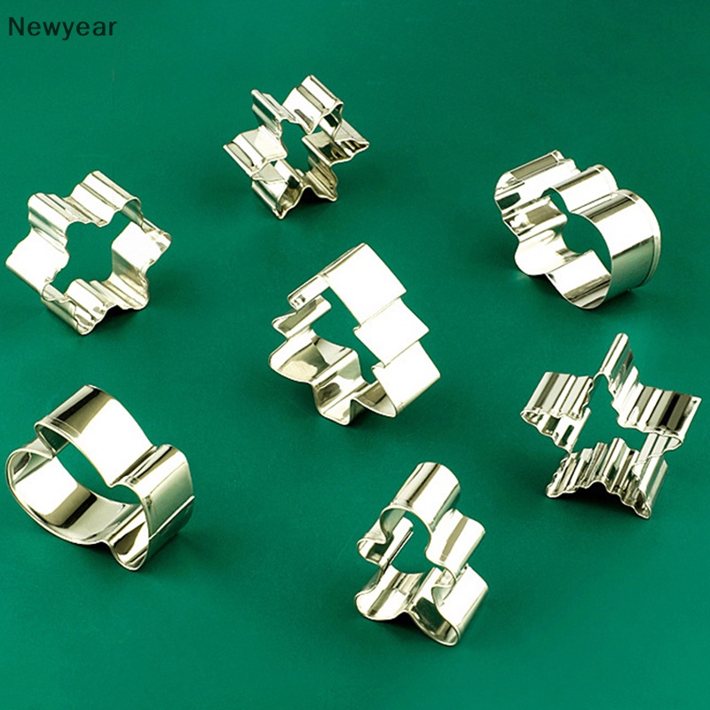 Set 5 Khuôn Cắt Bánh Quy Tạo Hình Chủ Đề Giáng Sinh Bằng Thép Không Gỉ diy
