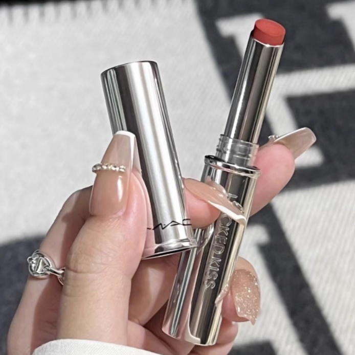 Mac Son Môi Thỏi Bạc Mùa Thu Bán Chạy