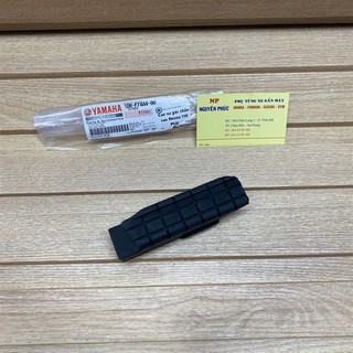 Cao su gác chân sau nozza 110 phải 1drf74440000