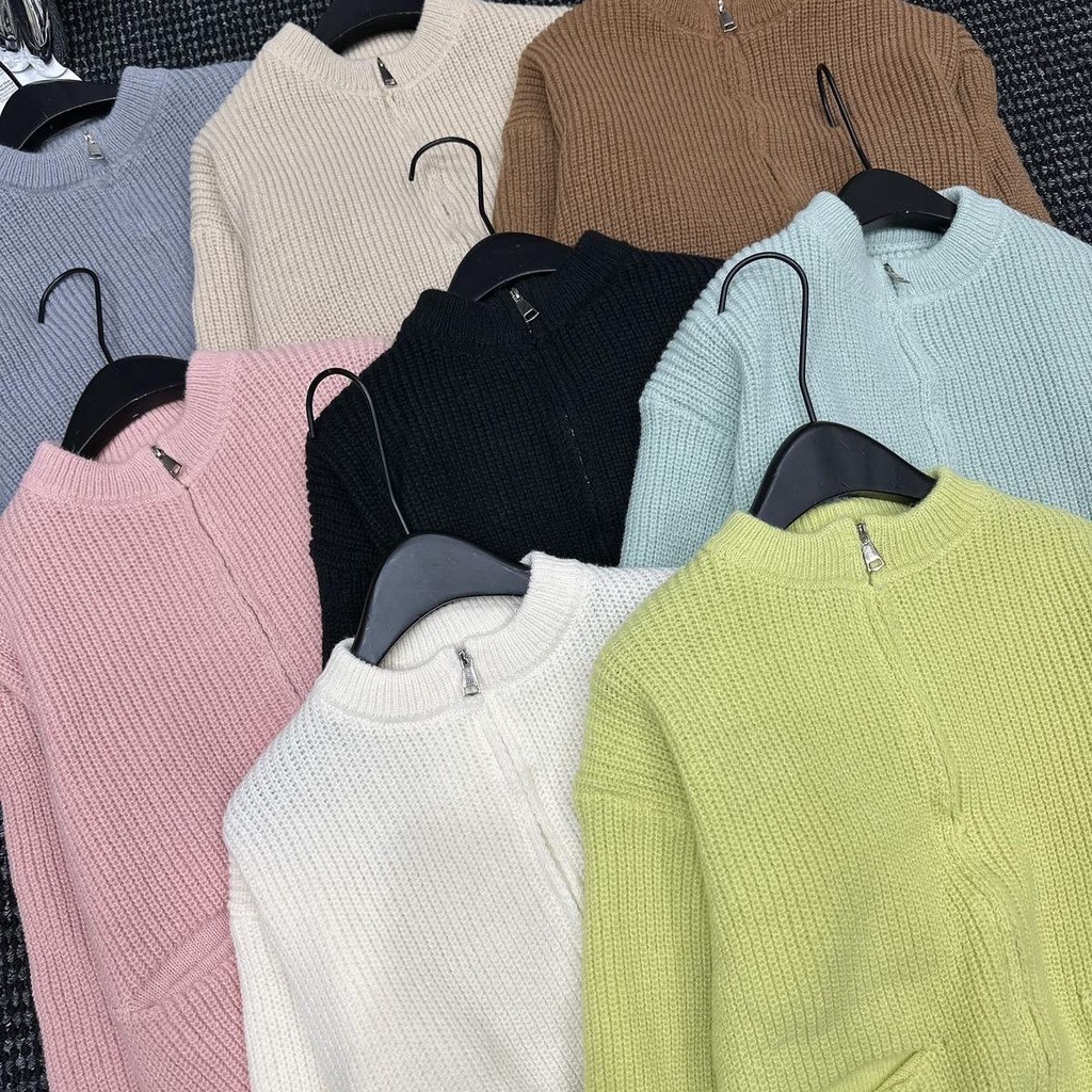 Áo khoác len trơn kéo khoá xẻ 2 chiều chất len dệt kim dày Vivienne