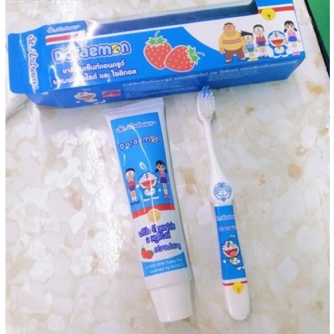 Bộ kem đánh răng trẻ em St. Andrew phiên bản Doraemon kèm bàn chải
